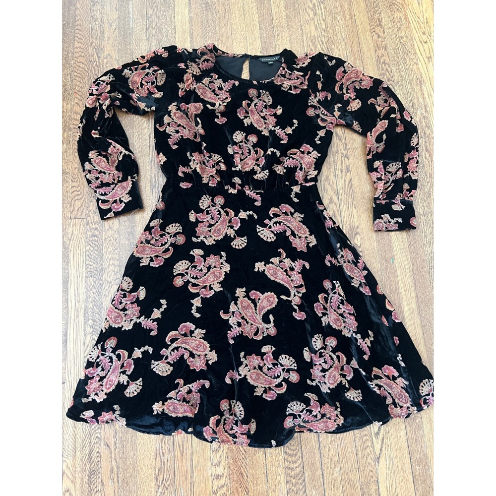 Downeast Black Paisley Floral Velvet Fit‎ and Flare Dress Long Sleeve Medium